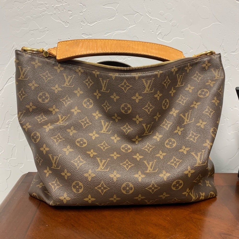 Louis Vuitton Sully MM Hobo Handbag